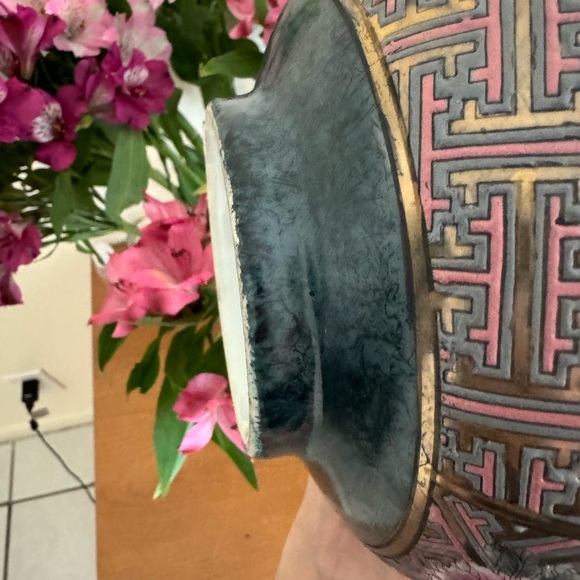 Chinese Porcelain salat bowl Lotus Flowers Geometric Green Rose Rim
Center PO - Picture 7 of 10